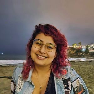 Meet your Posher, Dalia